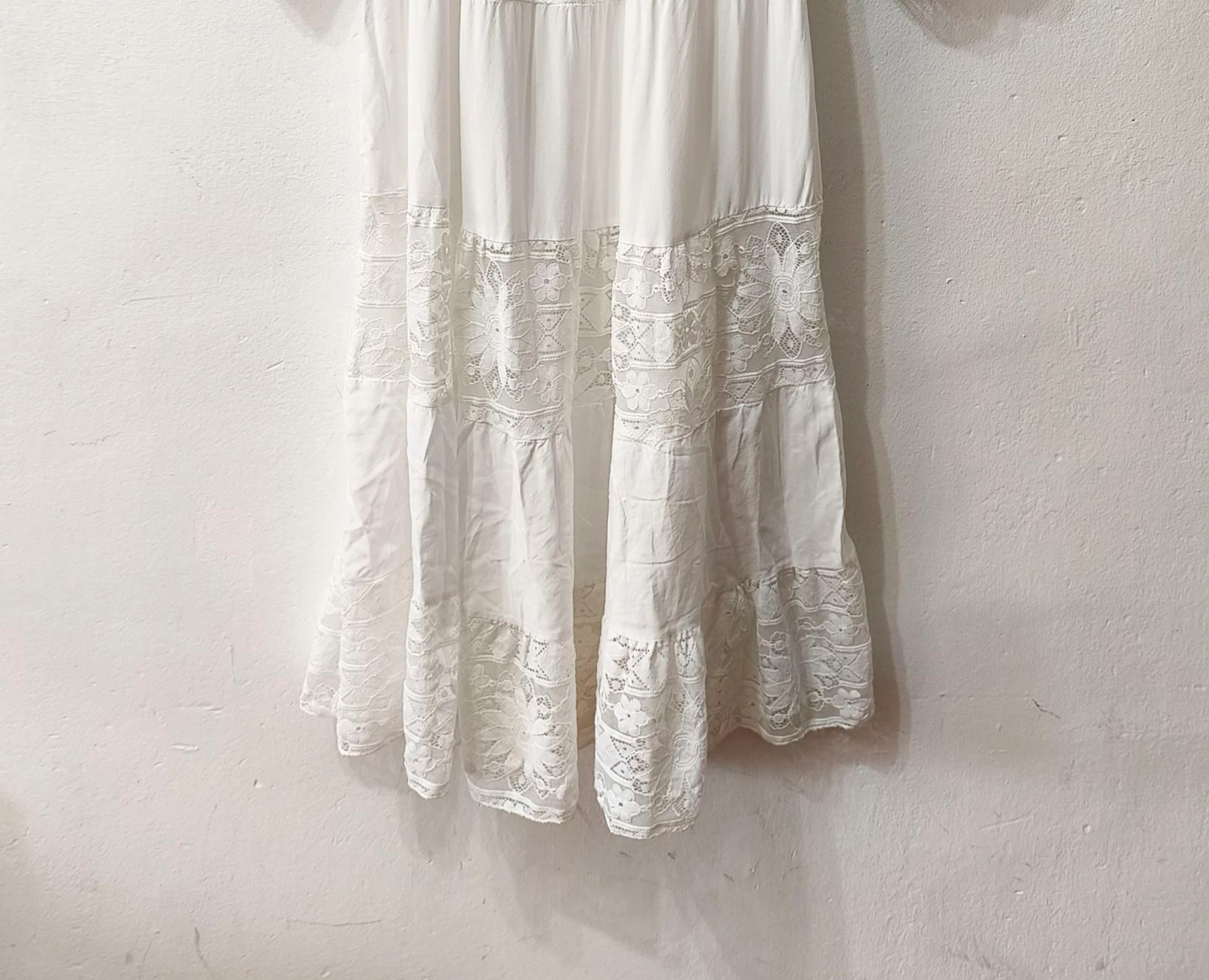 Witte zomerjurk voor dames maat M-L – photo 5
